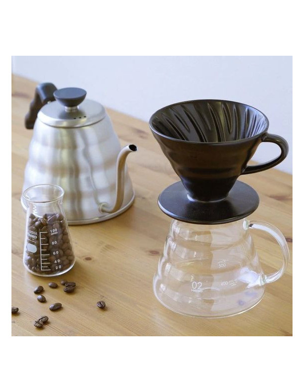 Пуровер HARIO керамічний V60 02 чорний MATTE BLACK (400 мл) 2