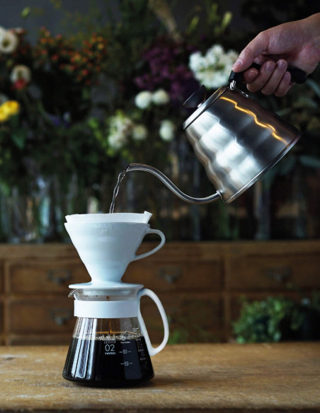 Пуровер HARIO керамічний V60 02 білий (400 мл)