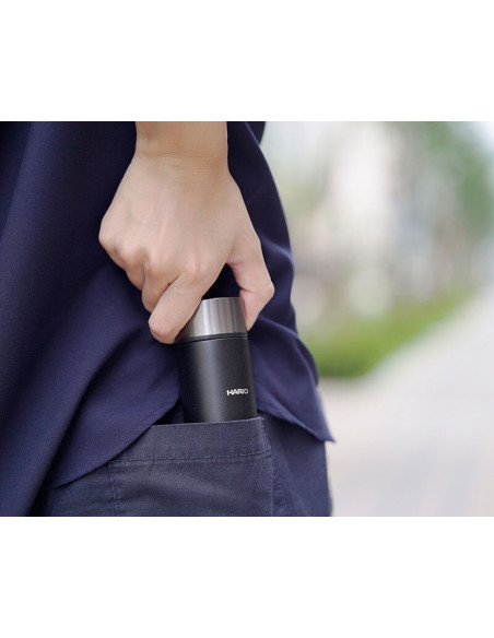 Термокухоль HARIO BOTTLE STICK чорний (350 мл)